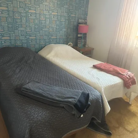 Confortable Double Room& Pool Caxias